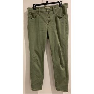 9" Mid-Rise Skinny Crop Jeans: Button-Front